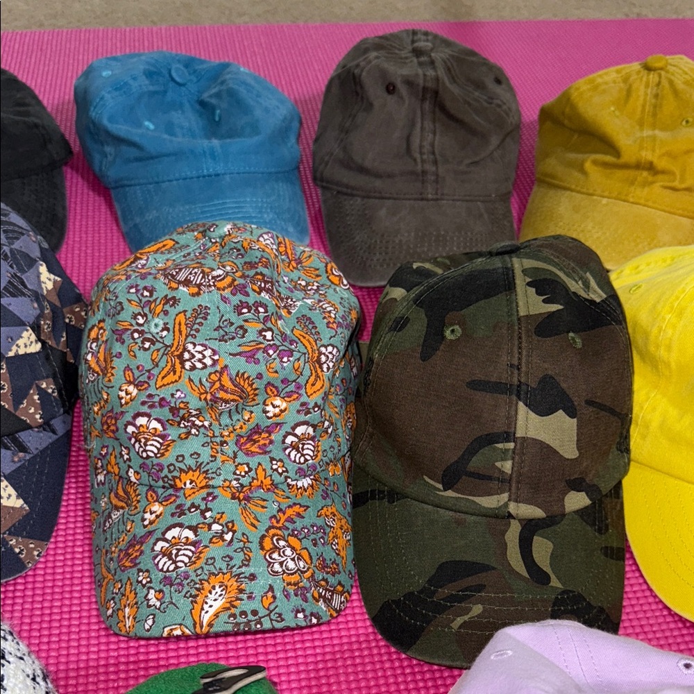 17 Colorful Baseball Cap Collection - Picture 5 of 16